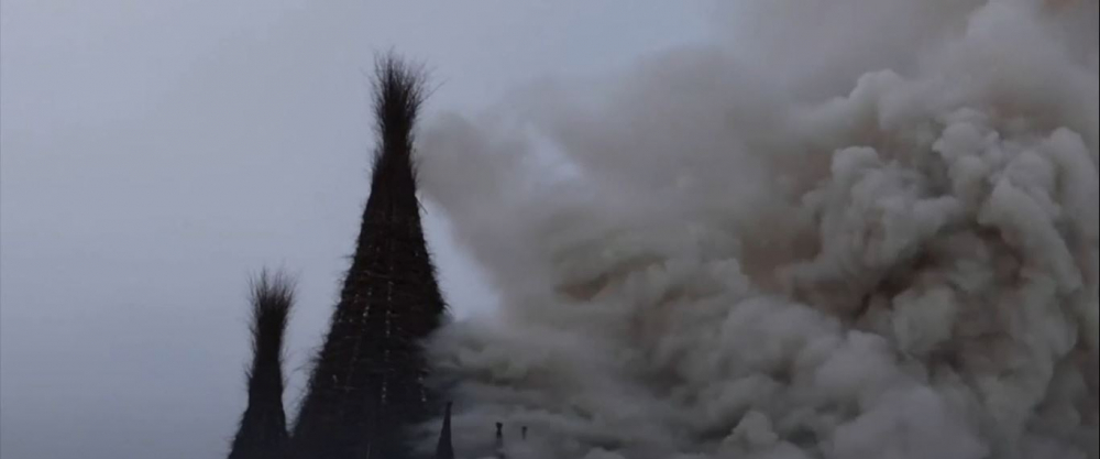 Dikkat çeken kareler! Dev koronavirüs kalesini böyle ateşe verdiler 3