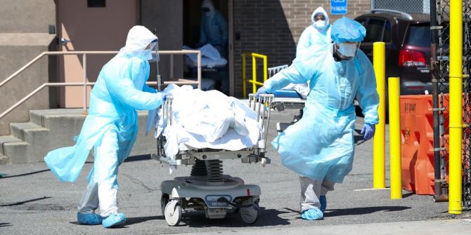 Flaş 'koronavirüs' açıklaması: "Şu an koronavirüse karşı zafer ilan edersek, başka bir dalga riski doğar"