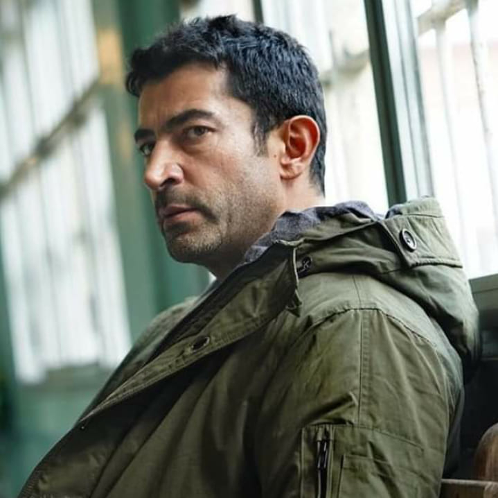 Kenan İmirzalıoğlu Tarih dersi almak için harekete geçti! 4