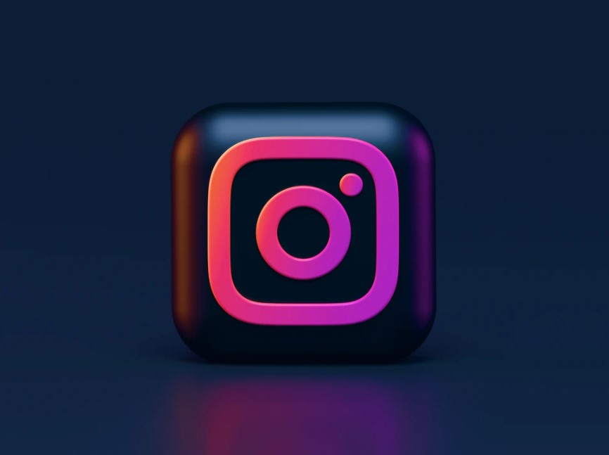 Instagram'dan çocukları korumaya yönelik yeni adım: Yapay zeka devreye giriyor, yetişkinler mesaj atamayacak! 2