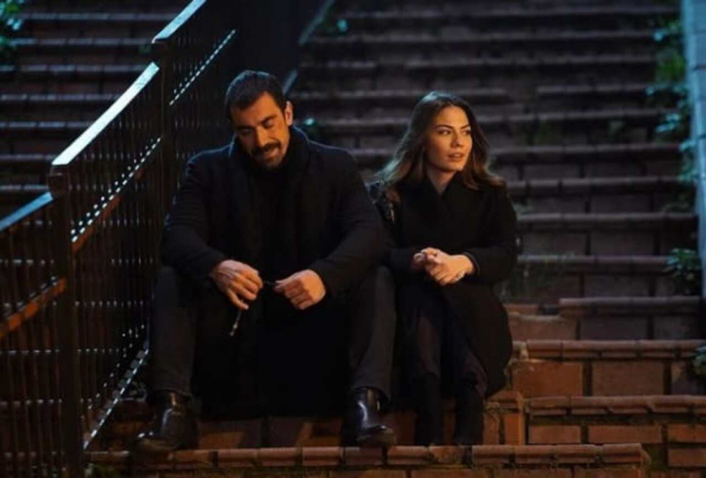 İbrahim Çelikkol Doğduğun Ev Kaderindir dizisinden ayrılıyor! 8