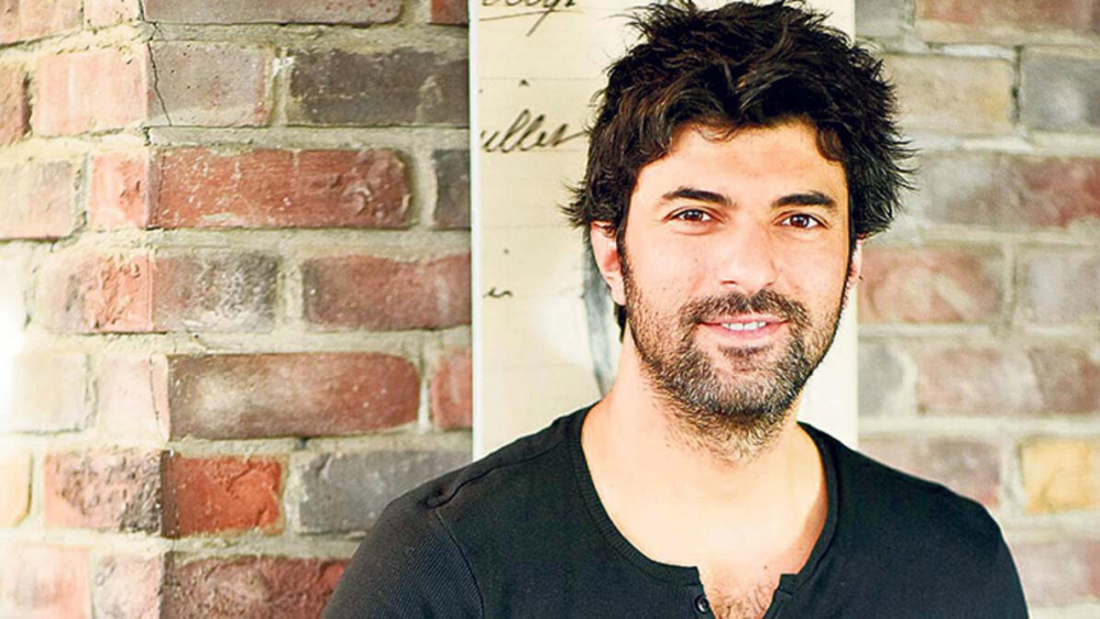 Engin Akyürek'ten hayranlarını sevindirecek girişim! 1