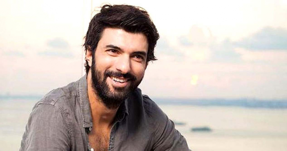 Engin Akyürek'ten hayranlarını sevindirecek girişim! 4