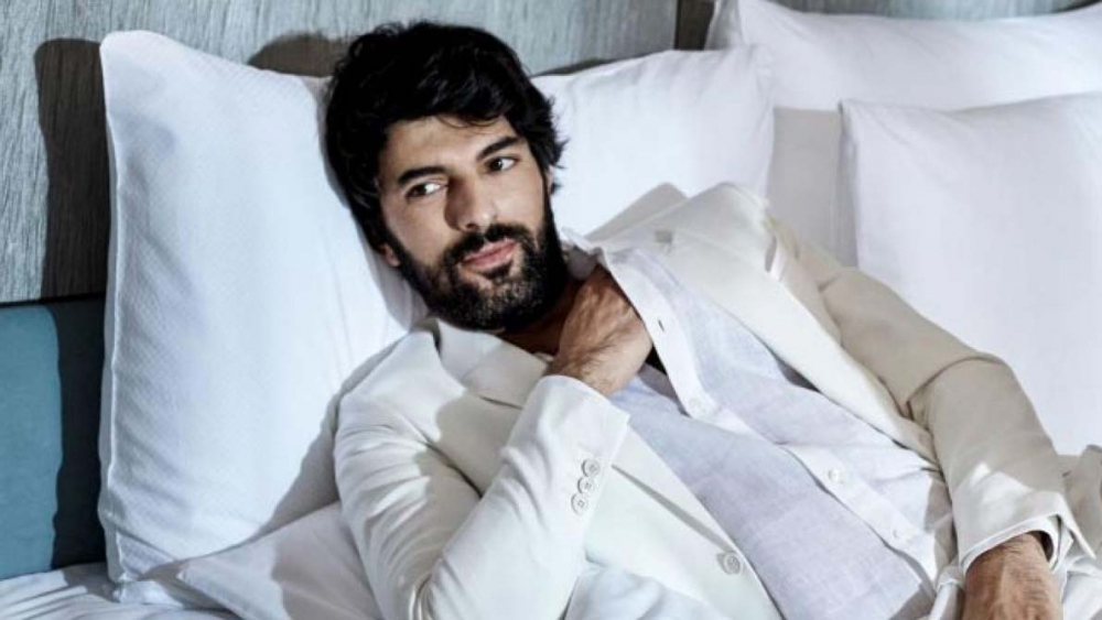 Engin Akyürek'ten hayranlarını sevindirecek girişim! 6