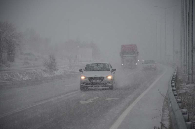 Meteoroloji'nin uyarısı sonrası başladı! 3 gün boyunca etkili olacak 12