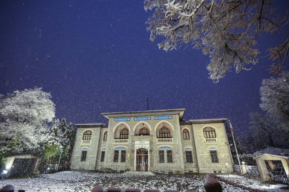 İstanbullu güne kar yağışıyla uyandı! İşte İstanbul'dan kar manzaraları... 6