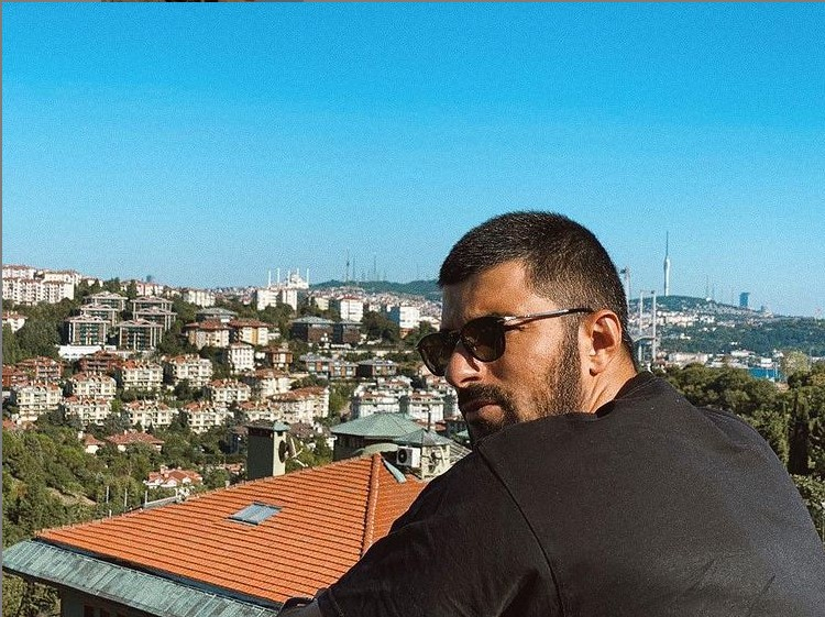 Instagram hesabı açan Engin Akyürek'ten ikinci paylaşım 7