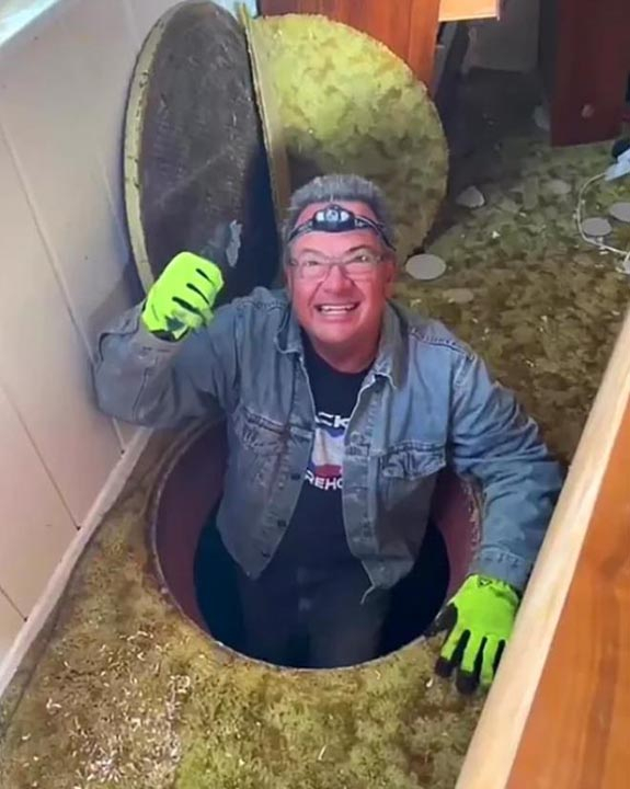 Evinde rögar kapağı buldu, içeride bulunanları dünyayı şaşırttı 2