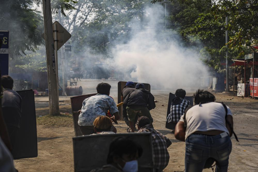 Myanmar'da sular durulmuyor: Darbe karşıtı gösterilerde ölü sayısı en az 459! 10