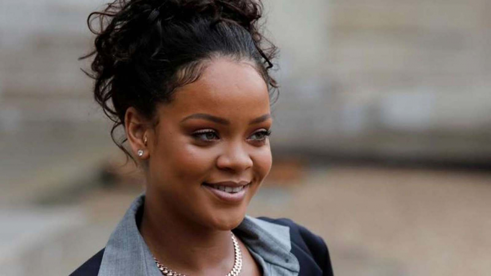 Rihanna'nın sokak tarzı beğeni topladı 11