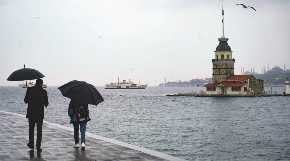 Meteoroloji'den flaş İstanbul uyarısı: Gece yarısından itibaren etkili olacak 4