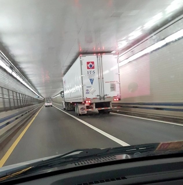 Düzenli insanlar için çekilmiş simetrik fotoğraflar 11