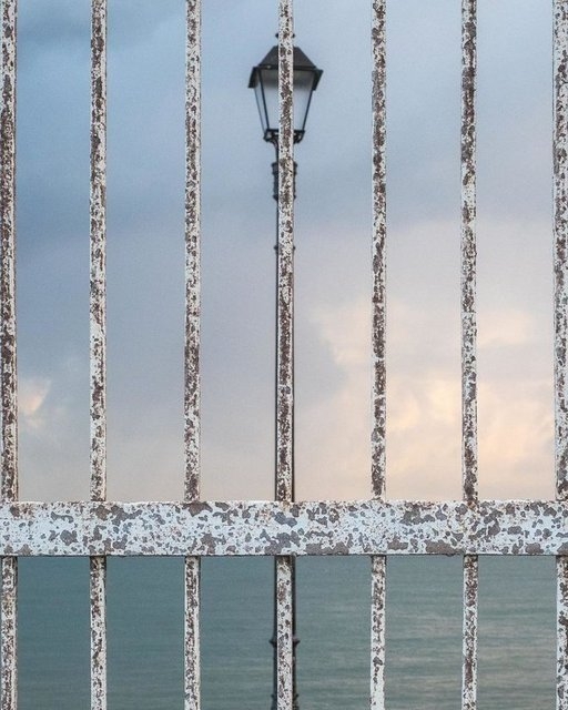 Düzenli insanlar için çekilmiş simetrik fotoğraflar 24