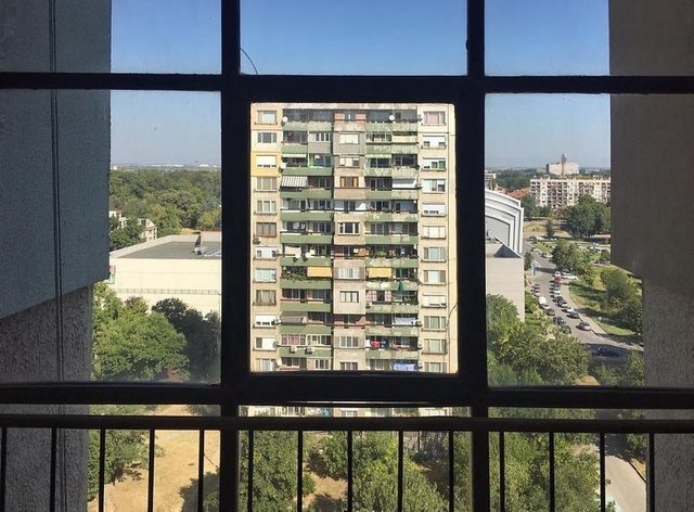 Düzenli insanlar için çekilmiş simetrik fotoğraflar 48
