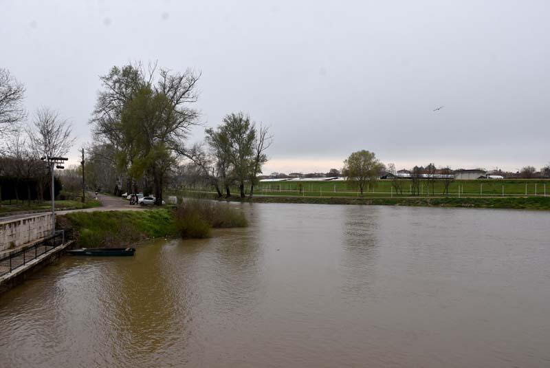 Bir haftada 4 kat artış gösterdi! Tunca Nehri'nde, 'sarı alarm' verildi 6