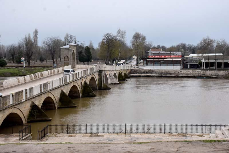 Bir haftada 4 kat artış gösterdi! Tunca Nehri'nde, 'sarı alarm' verildi 7