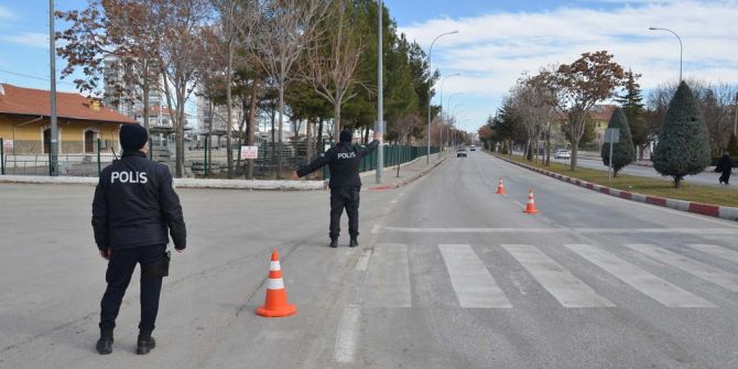 Kısmi Kapanma kafaları karıştırmıştı: İçişleri Bakanklığından merak edilen sorulara yanıt! İşte 9 soruda yeni tedbirlerin detayları