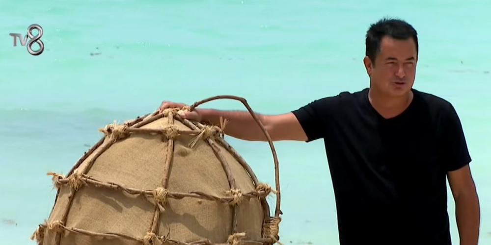 Survivor'da kural ihlali! Acun Ilıcalı: Oyun alanındaki yemeği temin ederken yakalandı 2