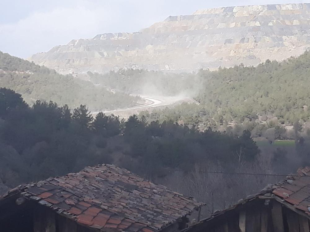 Yetkililerden kritik uyarı: Solunum için zararlı! Çamur yağmurları devam edecek, çarşamba gününe dek dışarı çıkmayın! 3