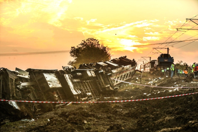 Tekirdağ'daki tren kazasından ortaya çıkan korkunç fotoğraflar 11