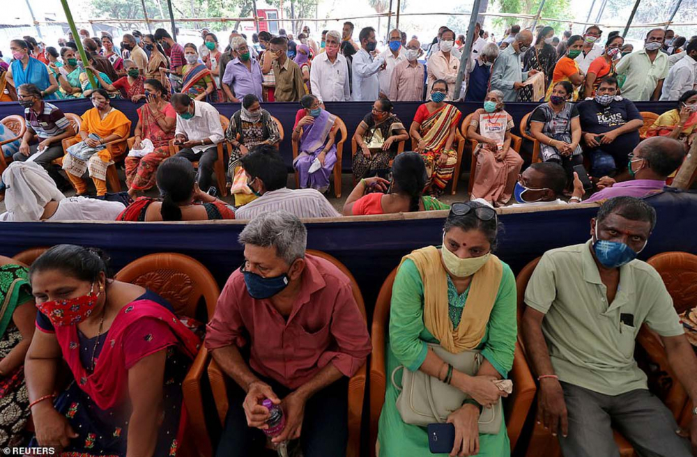 Hindistan'dan koronavirüs dramı! Sağlık sistemi çökme noktasına geldi: Morglar ve sedyeler tükendi! İşte dramın fotoğrafları... 14
