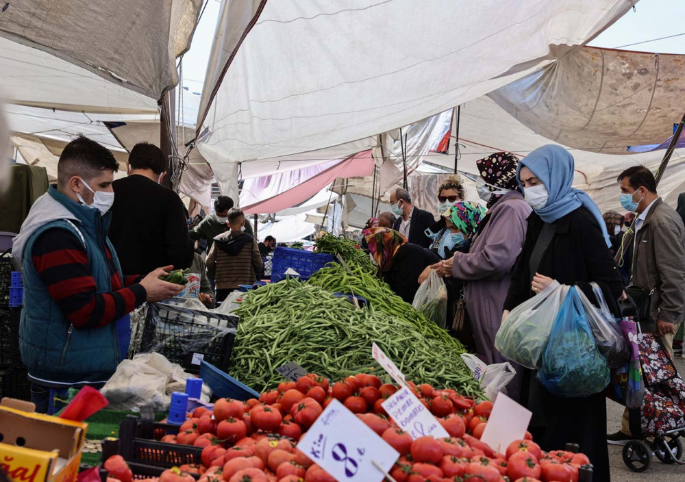 İğne atsan yere düşmez! İstanbullular tam kapanma öncesi hareketlilik oluşturdu! 9