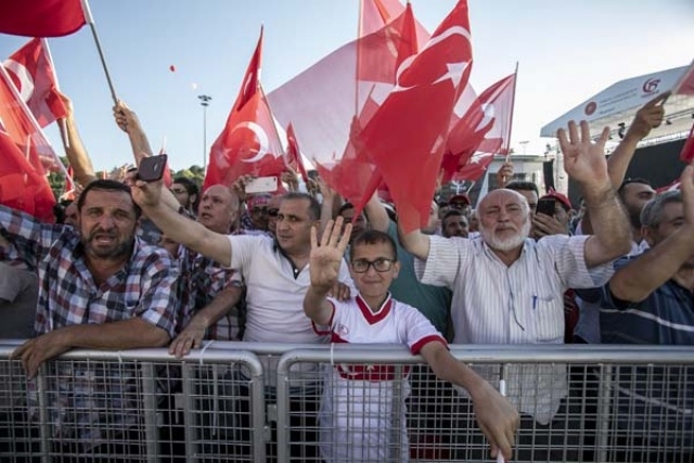 Fotoğraflarla 15 Temmuz kutlamaları 17