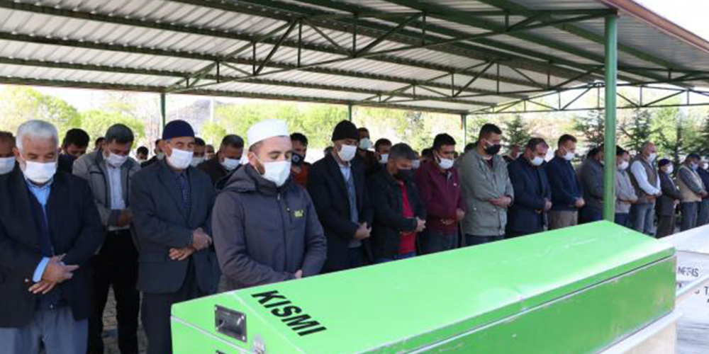 Anneler Günü'nde dehşet! Oğlu tarafından tüfekle vurulan kadın yaşamını yitirdi 5