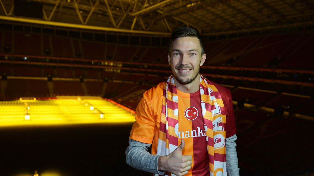 Galatasaray'da 9 ismin kontratı sona eriyor! İşte takımdan ayrılması muhtemel o isimler 4