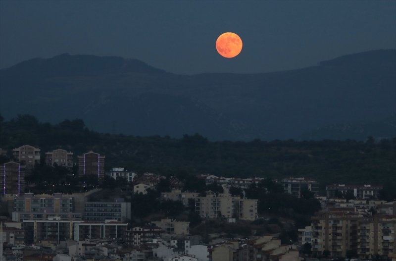 Türkiye'den en uzun 'Kanlı Ay' fotoğrafları 1