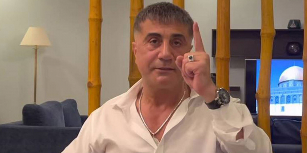 Dikkat çeken paylaşım! Sedat Peker, Defne Samyeli'den özür diledi 1