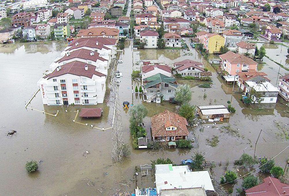 Ani hava olaylarına karşı erken uyarı sistemi geliyor! Vatandaşlar, Whatsapp ve cepten  uyarılacak 5