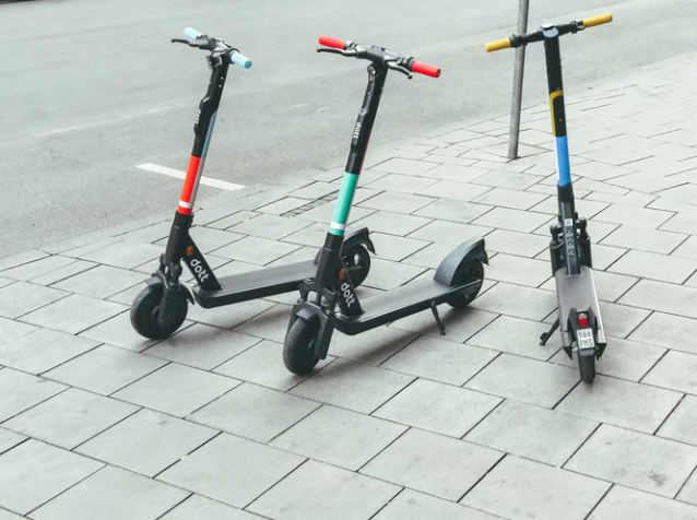 Elektrikli scooter düzenlemesi UKOME'de oy birliğiyle kabul edildi: 15 yaşını doldurmayanlar kullanamayacak! 12