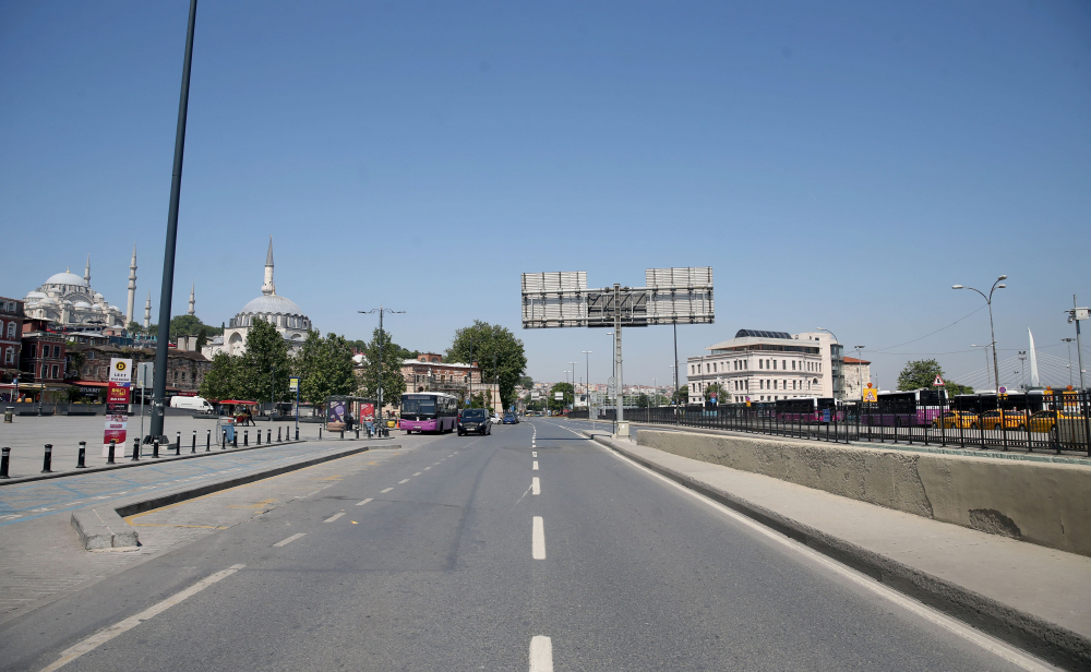 Dün insan kaynıyordu, bugün kimse yok! İşte sokağa çıkma kısıtlamasında İstanbul'dan fotoğraflar 11