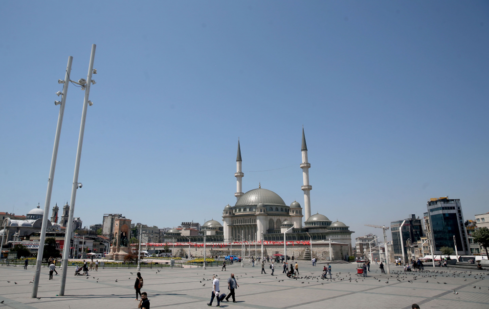 Dün insan kaynıyordu, bugün kimse yok! İşte sokağa çıkma kısıtlamasında İstanbul'dan fotoğraflar 16