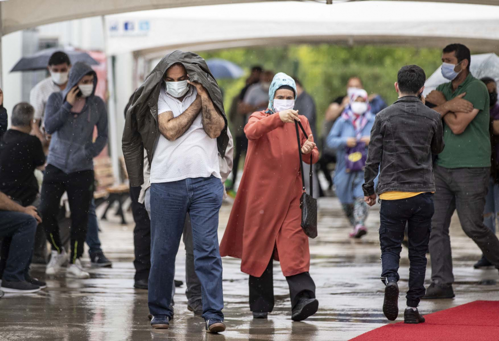 Güzel günler yaklaşıyor! Aşılamada kritik eşik: 40 yaş ve üstü vatandaşlar aşılanmaya başladı 9