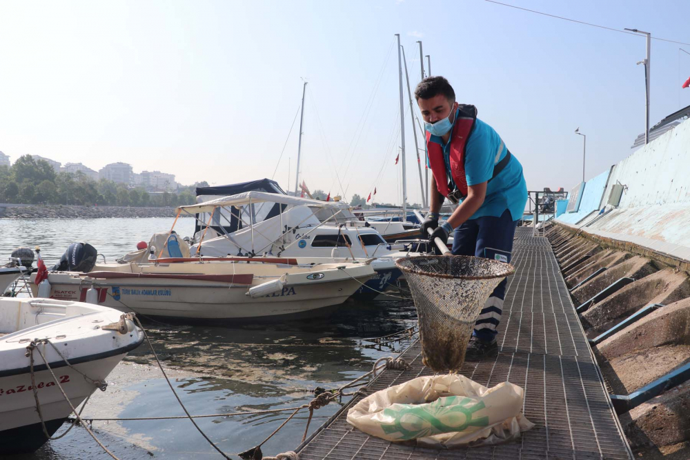 İstanbul'da müsilajla mücadele tam gaz sürüyor! İşte çalışmalardan fotoğraflar... 8