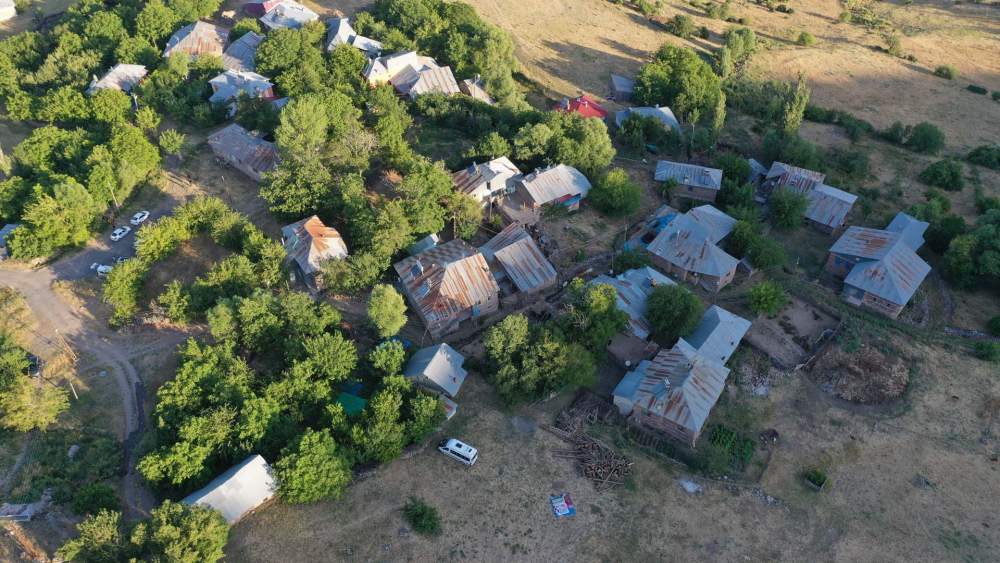 Bingöl depreminin hasarı gün ağarınca ortaya çıktı! Elazığ, Karakoçan'da birçok evde hasar oluştu 28