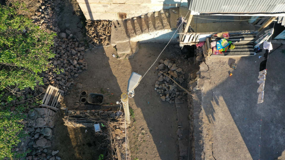 Bingöl depreminin hasarı gün ağarınca ortaya çıktı! Elazığ, Karakoçan'da birçok evde hasar oluştu 29