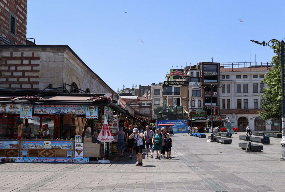 Sonunda o gün geldi: Sokağa çıkma yasağının olduğu son pazar günü! İşte İstanbul'da son durum... 17