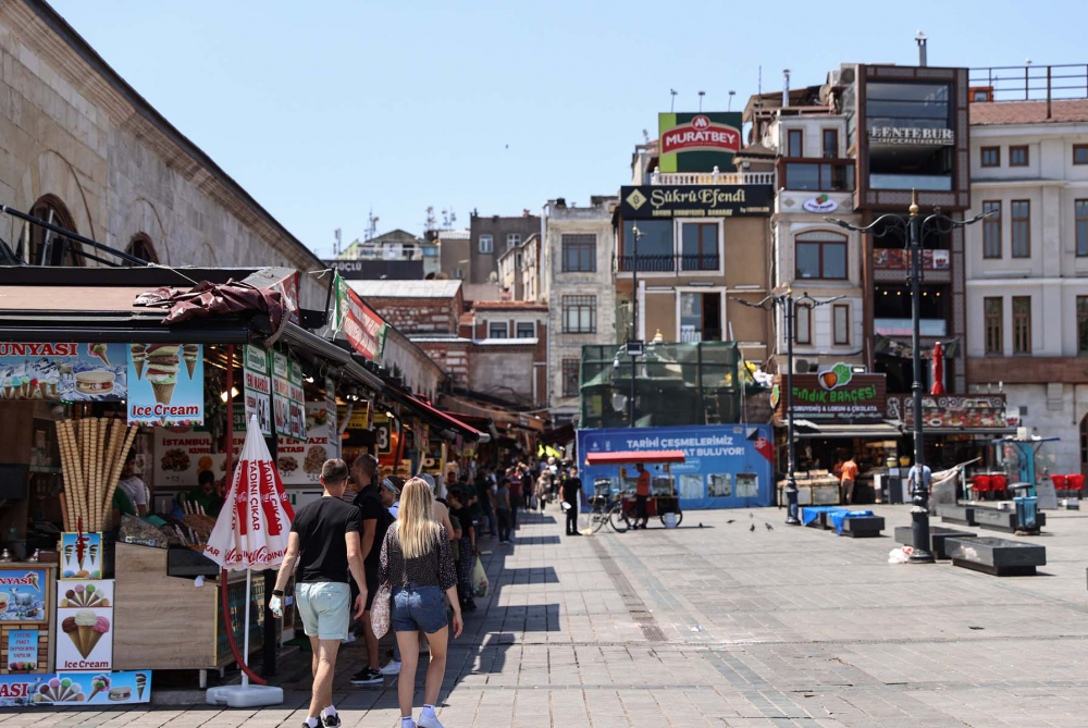 Sonunda o gün geldi: Sokağa çıkma yasağının olduğu son pazar günü! İşte İstanbul'da son durum... 18