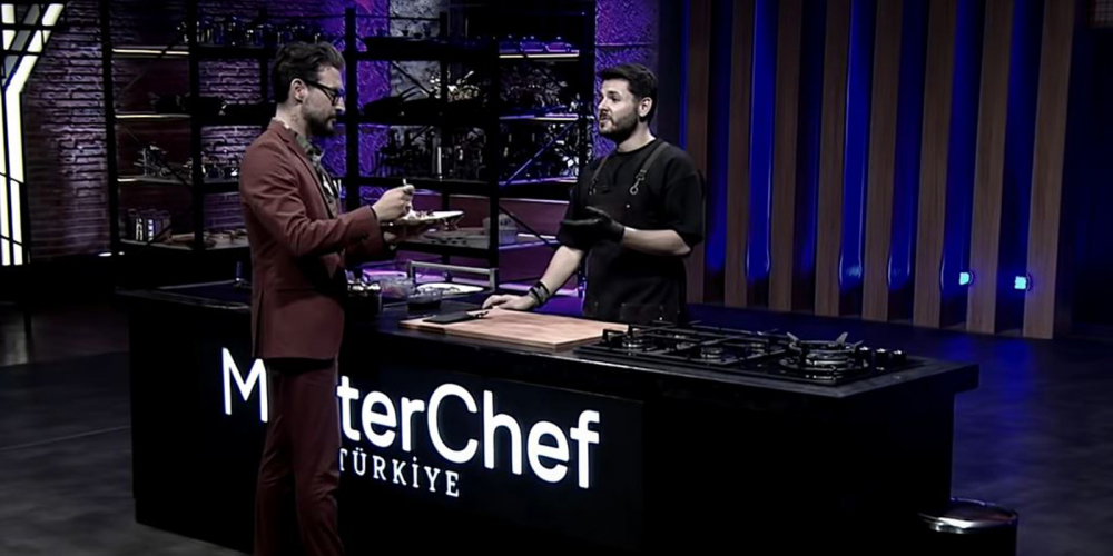 MasterChef'te duygu dolu anlar! Mazlum Doğan, opera öğrencisiyken sesini kaybetme pahasına babasına donör oldu 2