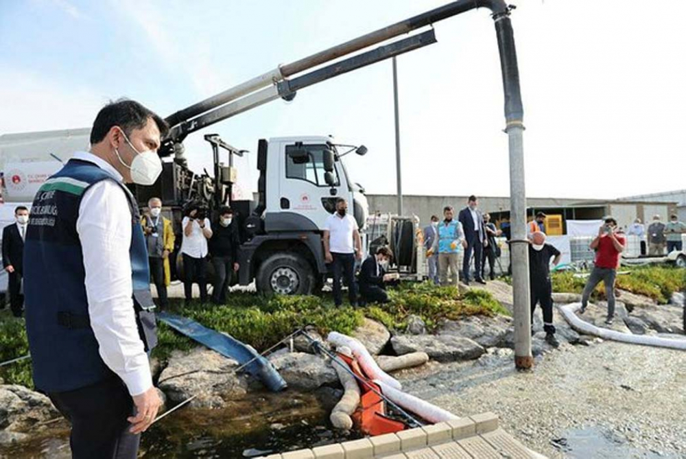 Bakan Kurum'dan müsilaj, deprem ve kentsel dönüşüm hakkında açıklamalar: 1,3 milyon konut acil dönüşmeli... 3