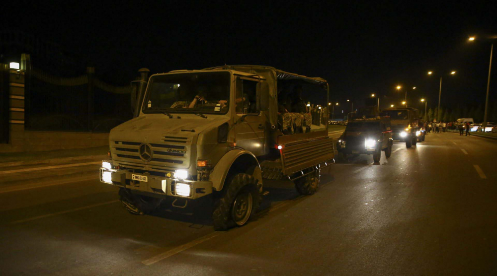 15 Temmuz 2016 darbe girişimi fotoğrafları | Hain kalkışmaya milletin dirayetli duruşu " dur" dedi 56