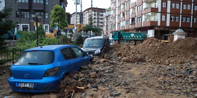 Rize'deki sel ve heyelanın bıraktığı hasar gün ağarınca ortaya çıktı! İşte son durumu gösteren fotoğraflar...