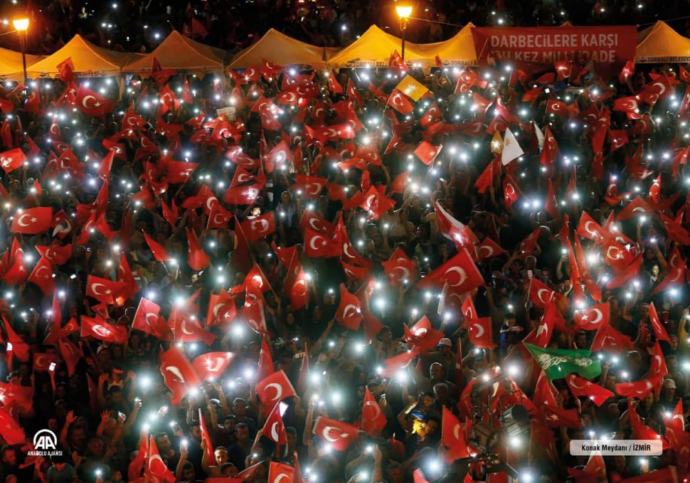 Milli irade tankları yendi! 15 Temmuz Demokrasi ve Milli Birlik Günü'nde yer gök inledi! İşte yurt genelinde 15 Temmuz anma etkinlikleri... 20