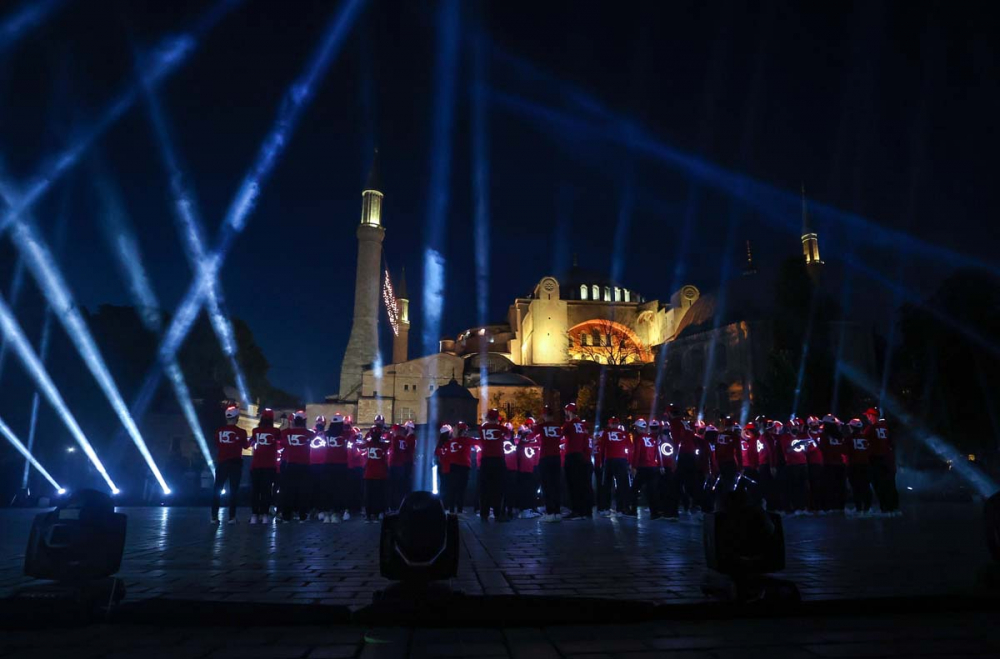 Milli irade tankları yendi! 15 Temmuz Demokrasi ve Milli Birlik Günü'nde yer gök inledi! İşte yurt genelinde 15 Temmuz anma etkinlikleri... 8