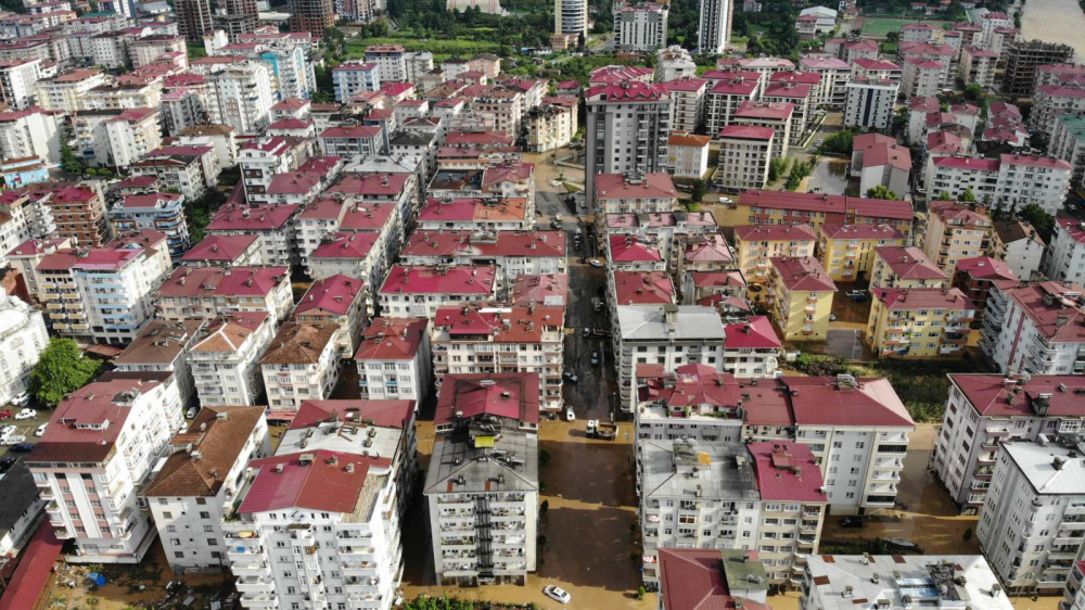 Önüne kattığı her şeyi sürükledi! Selin vurduğu Artvin'de felaketin boyutları gözler önüne serildi 15