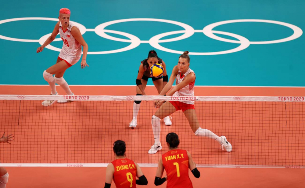 SON DAKİKA | Filenin Sultanları Çin'i hezimete uğratarak olimpiyatlara damgasını vurdu 3