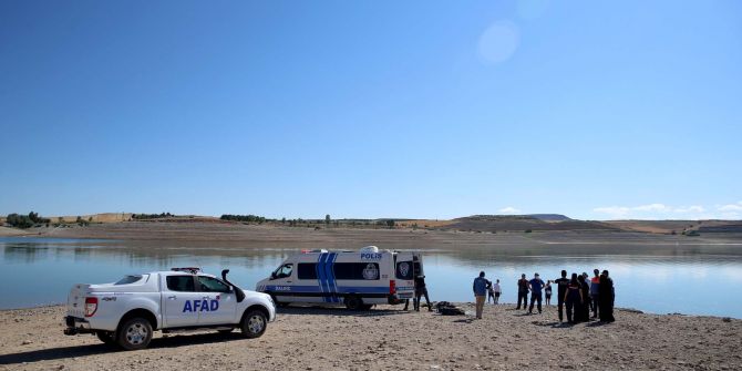 Acı bekleyiş sona erdi! Kayseri'de baraj gölüne giren iki çocuk ve bir kadının cansız bedeni bulundu